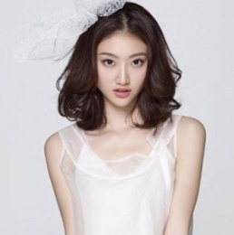 《鬼吹灯》女主演相争 景甜VS周迅发型