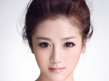瓜子脸发型_瓜子脸什么发型好看