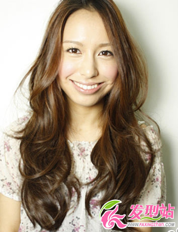 ��ɫ�г������������ �ļ�Ů����ˬʱ�бر�