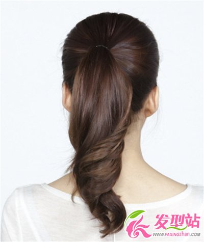 ʱ������ͷ����1���Ӹ㶨 �������Ը��ǰ���Ů������ͷ