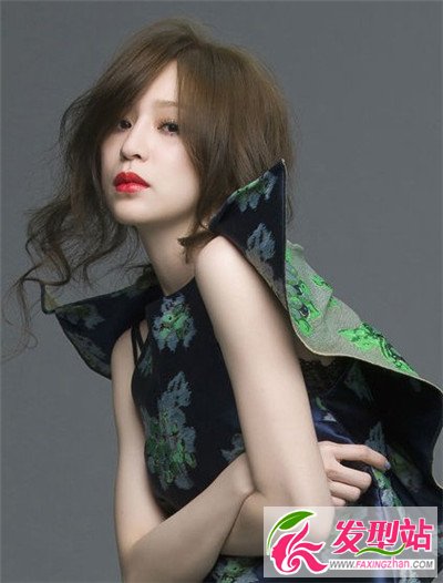 �ҹ���乫�� Ů��ʱ������������