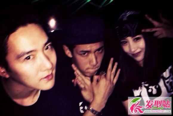 �ڵ�Ů�����淿�������𶫶���_�ڵ�Ů����ʫ(�����)��YIJO(��һ��)��������