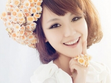 短发新娘造型_短发新娘适合什么发型_短发新娘婚纱照