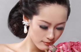 盘发_2015流行盘发发型_盘发技巧大全