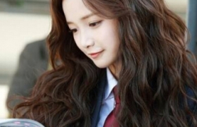 卷发发型_2019流行卷发发型_长发卷发发型图片2019女