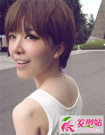 ����СŮ���̷� �����ɰ���С��