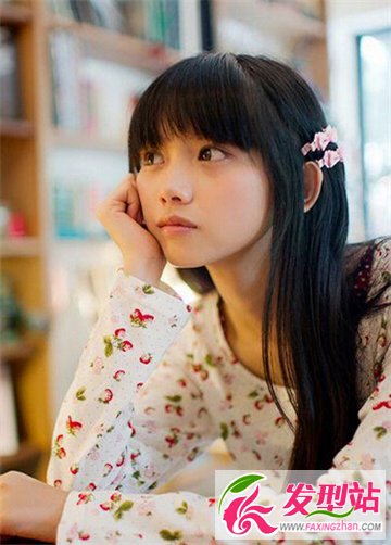最显甜美的圆脸女生发型 展小女生的可爱与清新