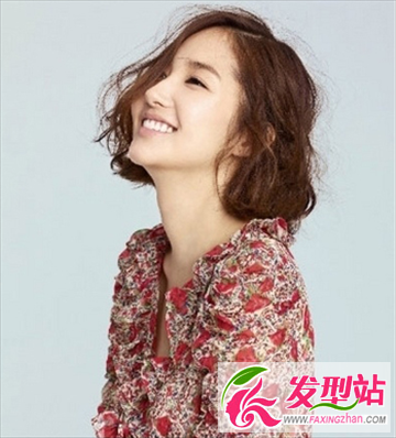 ����������Ů���̷� ������Ȼ�籩��Ϯ