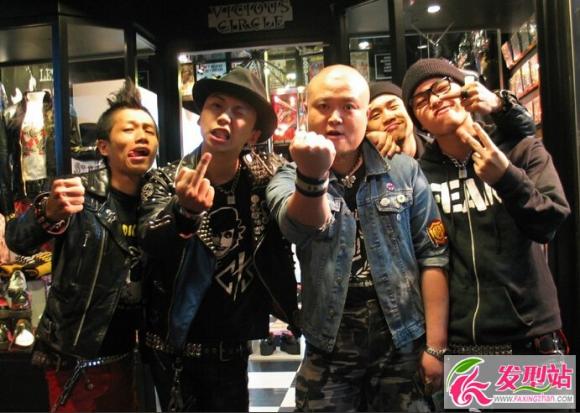 �����������׿����ಡȥ��_�׿���������|Ů����˭_�����������ĸ���