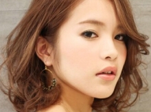 【最新发型 女】2021最新发型女_2021短发最新发型女_最新短发发型图片女	