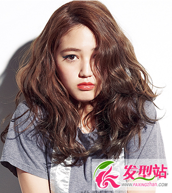 9��ʱ�в�־���ͼƬ ����ʱ�ж��м���