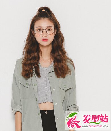 �պ�ϵŮ������