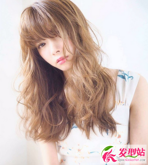 ���о���Ů