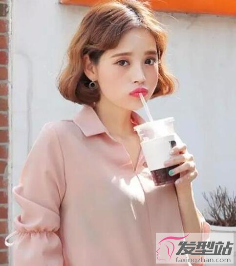 Ů������ͷ�̷�