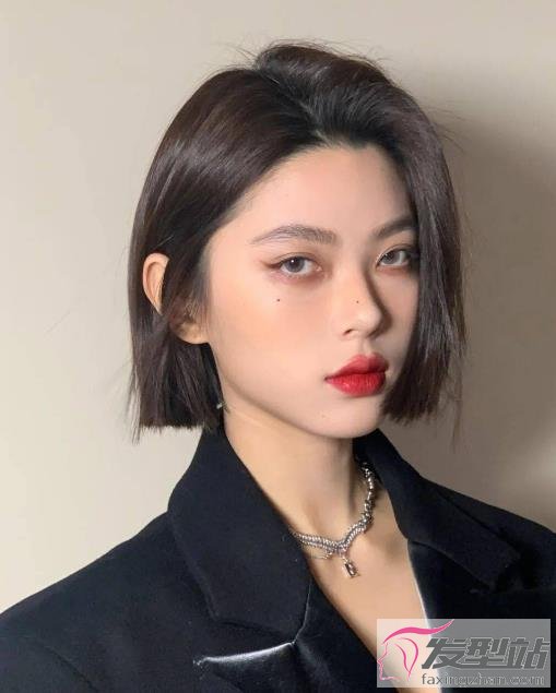 ���߷�һ���ж̰l(f��)�������b