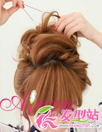 U�͊A�P��l(f��)β���Ͳ��E