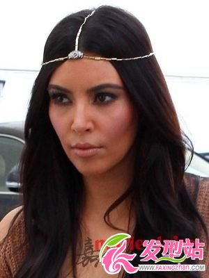 2012����ͷ��װ�� ѧ���Ǵ������ʱ�з���