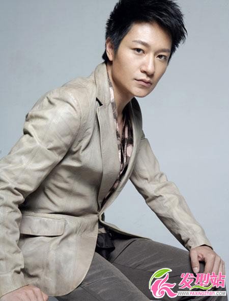 ���ں���˧������