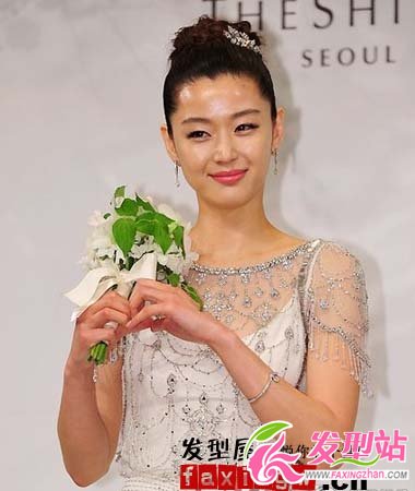 野蛮女友全智贤结婚当天发型照曝光