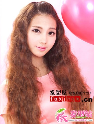 韩国依旧流行的长款蛋卷头图片