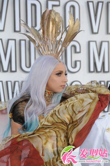 ���³��� �Ұ�ɫ�����̷���