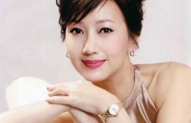 40岁女人发型_40岁中年妇女减龄发型_奔四女性发型