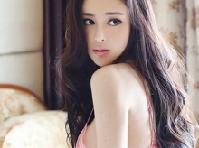 【大卷发型】长发大卷发型图片_女生大卷发型图片