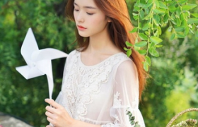 【图】长发发型 2017美女好看的长发图片 女神范长发及腰