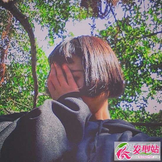 ����Ԫ��Ϯ��һ�꣬����������Щ�ɰ��ּ���ķ��ͣ� ���䷢��2017