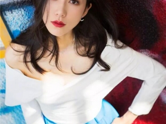秋冬中长发首选 女生哪款发型显瘦