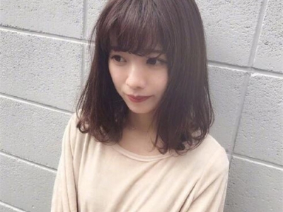 长脸女生适合什么刘海 日系齐刘海自然修颜