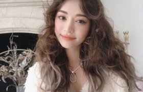 【显发量发型】显发量多的烫发_怎样显得发量多