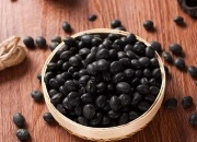 掉头发吃黑豆有用吗2026 黑豆的功效与作用禁忌全解析